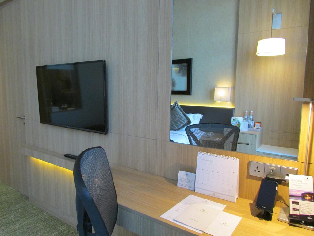 סינגפור Momentus Hotel Alexandra מראה חיצוני תמונה